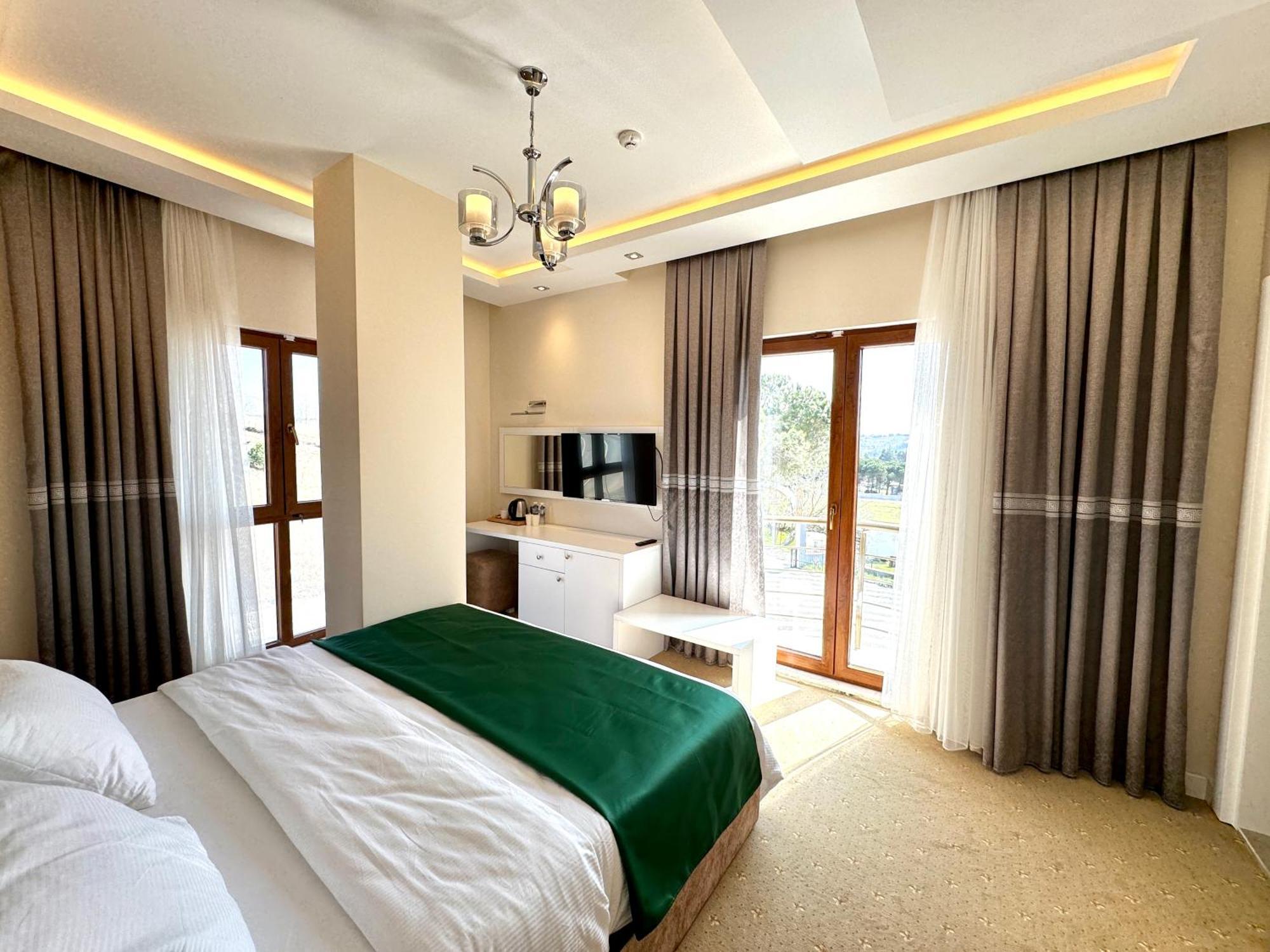 Green Roof Hotel & Spa Durusu Exterior photo